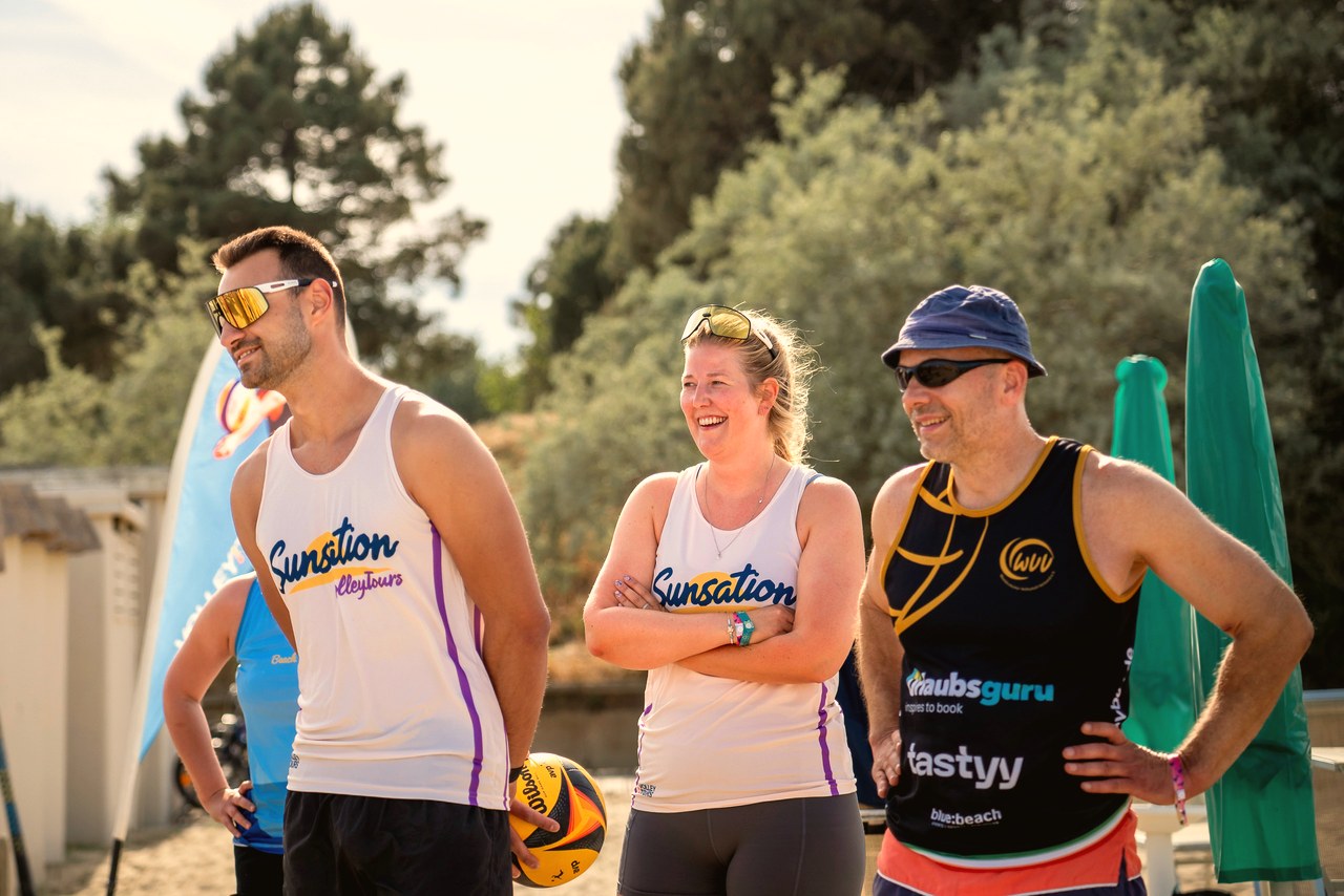 Beachvolleyball ohne Mitspieler: So funktioniert unser Camp